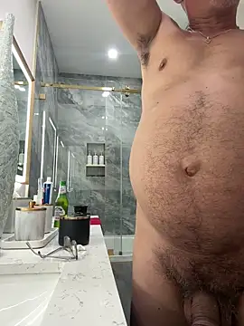 Snapshot of carlospingalinda chatting on February 6, 2025, 11:48 pm carlospingalinda online show from February 6, 2025, 11:48 pm