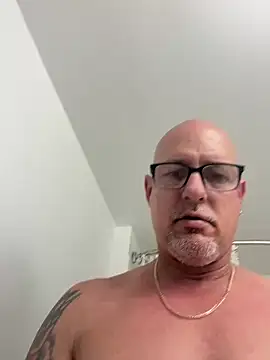 Snapshot of carlospingalinda chatting on February 8, 2025, 9:15 pm carlospingalinda online show from February 8, 2025, 9:15 pm