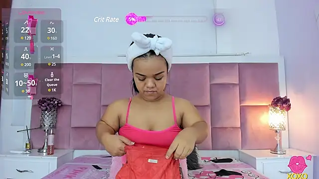 Snapshot of AnieRey chatting on February 4, 2025, 12:11 pm AnieRey online show from February 4, 2025, 12:11 pm