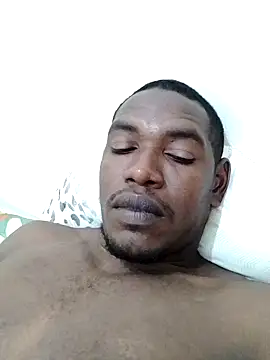 Snapshot of Elnegro28 chatting on September 20, 2025, 2:23 am Elnegro28 online show from September 20, 2025, 2:23 am