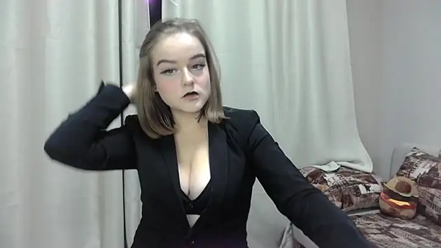 Snapshot of ELLY_REY chatting on November 12, 2025, 5:24 pm ELLY REY online show from November 12, 2025, 5:24 pm