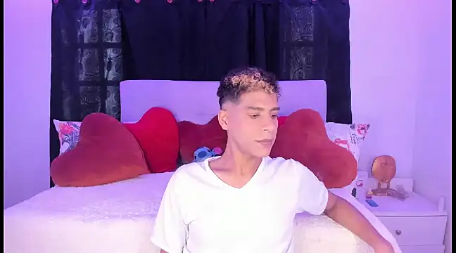 Ethan Boyy online show from February 22, 2025, 8:53 pm