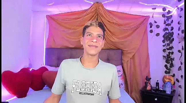 Ethan Boyy online show from March 16, 2025, 3:04 am