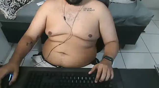 Snapshot of cub_aju chatting on February 18, 2025, 4:04 am cub aju online show from February 18, 2025, 4:04 am