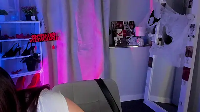 Sahara Shields online show from October 28, 2025, 10:19 am