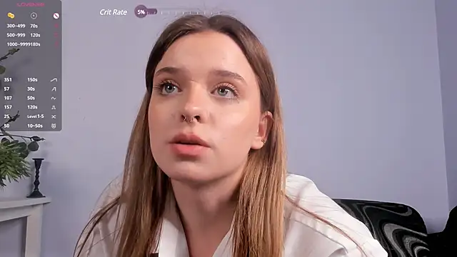 Snapshot of MonaClive chatting on January 28, 2025, 9:08 pm MonaClive online show from January 28, 2025, 9:08 pm