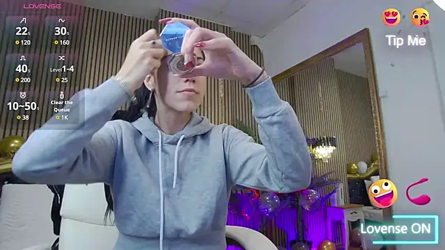 Snapshot of KeylaBlair chatting on February 8, 2025, 4:57 pm KeylaBlair online show from February 8, 2025, 4:57 pm