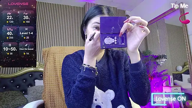 Snapshot of KeylaBlair chatting on February 12, 2025, 4:33 pm KeylaBlair online show from February 12, 2025, 4:33 pm