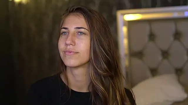 Snapshot of KeylaBlair chatting on September 27, 2025, 5:40 pm KeylaBlair online show from September 27, 2025, 5:40 pm