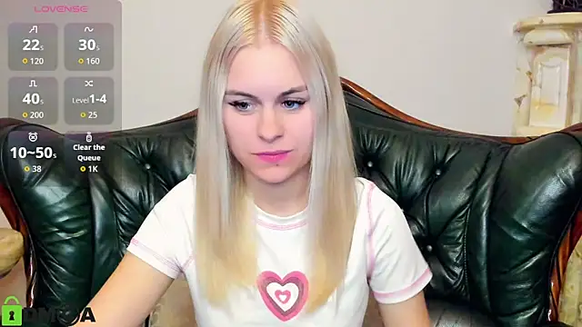 HillEva online show from September 24, 2025, 7:50 pm