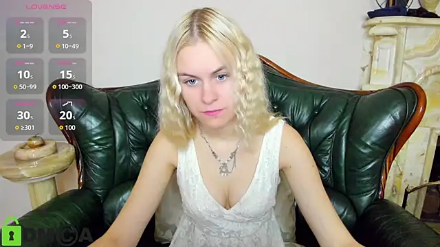 HillEva online show from October 27, 2025, 8:18 am