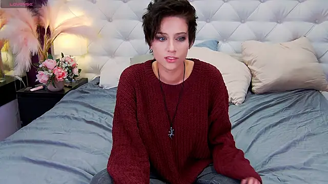 via mayer  online show from September 26, 2025, 1:20 am