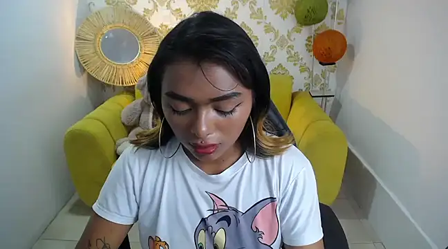 Snapshot of madelein_m chatting on March 1, 2025, 3:38 pm madelein m online show from March 1, 2025, 3:38 pm