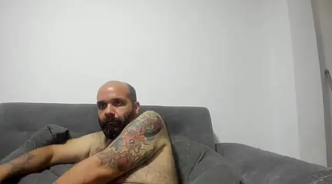 Snapshot of Chubi6669 chatting on February 22, 2025, 4:40 am Chubi6669 online show from February 22, 2025, 4:40 am