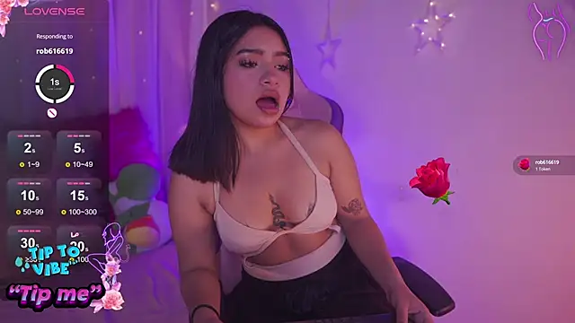 Snapshot of emma_soffia_ chatting on February 1, 2025, 7:13 pm emma soffia  online show from February 1, 2025, 7:13 pm