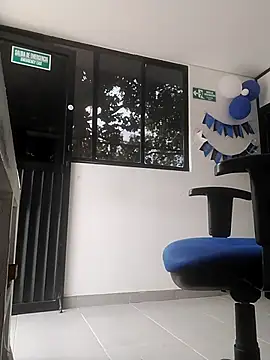 Snapshot of Jinenez chatting on October 17, 2025, 2:19 pm Jinenez online show from October 17, 2025, 2:19 pm