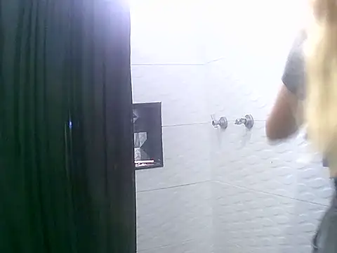 Snapshot of VittoriaTaylor chatting on February 4, 2026, 6:36 pm VittoriaTaylor online show from February 4, 2026, 6:36 pm