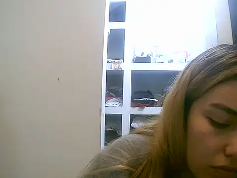 Snapshot of VittoriaTaylor chatting on March 23, 2026, 5:00 am VittoriaTaylor online show from March 23, 2026, 5:00 am