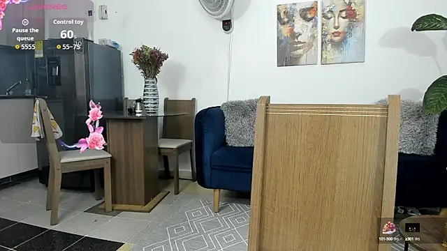 Snapshot of NicolettaLima chatting on September 25, 2025, 12:14 am NicolettaLima online show from September 25, 2025, 12:14 am