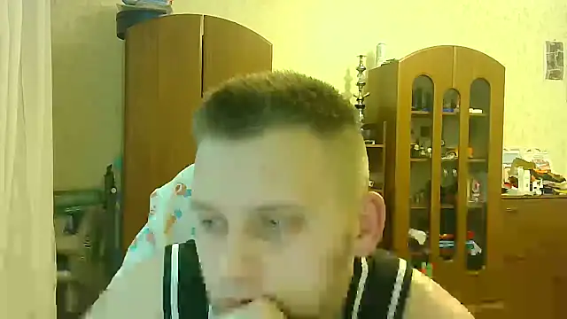 Snapshot of HunterOnBoobs chatting on February 18, 2025, 10:58 pm HunterOnBoobs online show from February 18, 2025, 10:58 pm