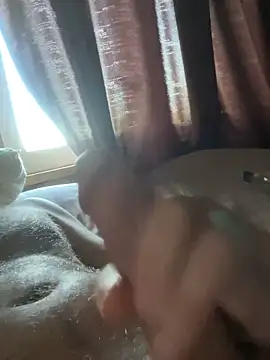 Snapshot of Klaus298 chatting on October 12, 2025, 6:12 am Klaus298 online show from October 12, 2025, 6:12 am