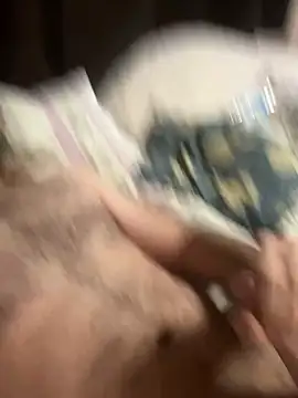 Snapshot of Klaus298 chatting on October 15, 2025, 2:44 am Klaus298 online show from October 15, 2025, 2:44 am