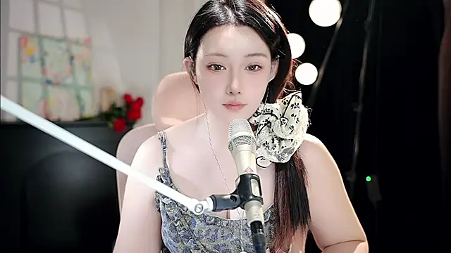 Dou-Dou-er online show from September 19, 2025, 11:33 am