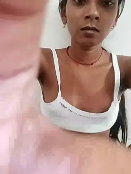 Snapshot of Divya-2007 chatting on October 12, 2025, 1:59 am Divya-2007 online show from October 12, 2025, 1:59 am