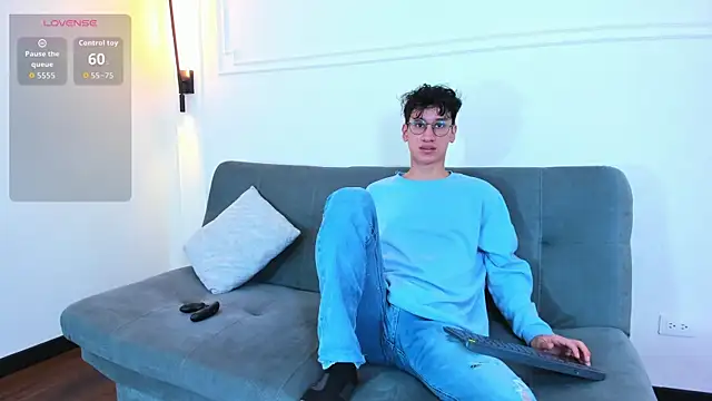 Cum hunters online show from November 2, 2025, 3:20 am