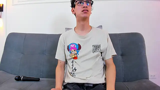 Cum hunters online show from April 10, 2026, 3:12 am