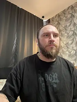  XxX-XxX  online show from May 17, 2026, 11:39 am