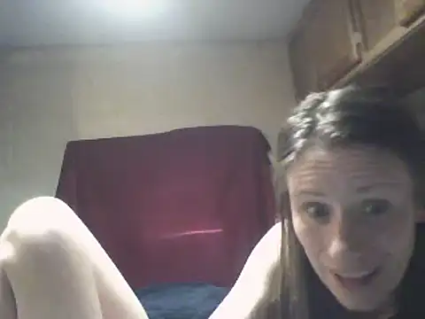 Snapshot of VibeyLovers chatting on January 28, 2025, 7:10 pm VibeyLovers online show from January 28, 2025, 7:10 pm