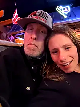 Snapshot of VibeyLovers chatting on January 29, 2025, 3:54 am VibeyLovers online show from January 29, 2025, 3:54 am