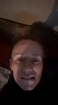 Snapshot of VibeyLovers chatting on February 19, 2025, 7:28 am VibeyLovers online show from February 19, 2025, 7:28 am