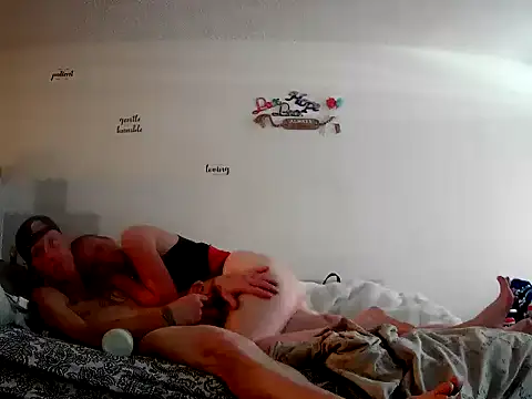 Snapshot of VibeyLovers chatting on September 28, 2025, 4:56 pm VibeyLovers online show from September 28, 2025, 4:56 pm