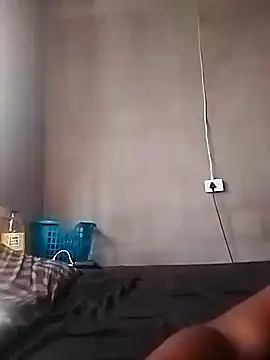 Snapshot of LaneYam chatting on March 7, 2026, 10:34 am LaneYam online show from March 7, 2026, 10:34 am