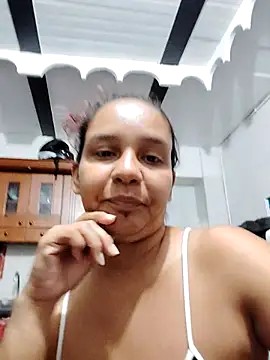 Snapshot of squirt-secret chatting on February 6, 2025, 10:37 am squirt-secret online show from February 6, 2025, 10:37 am