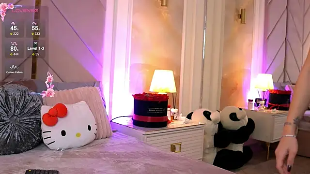 Alexaheyess online show from October 28, 2025, 5:33 am