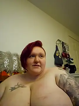 CorgiGodez98 online show from December 4, 2025, 2:26 pm