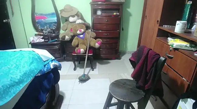 jazmin mature  online show from February 17, 2025, 12:05 pm