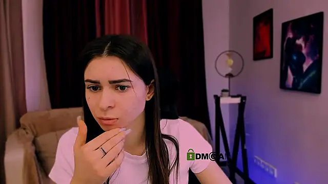 flora ri online show from January 29, 2025, 8:35 pm