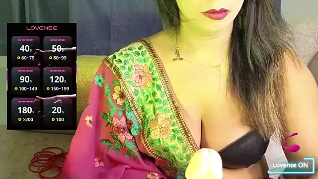 Bengali Cute Girl online show from October 19, 2025, 2:45 am
