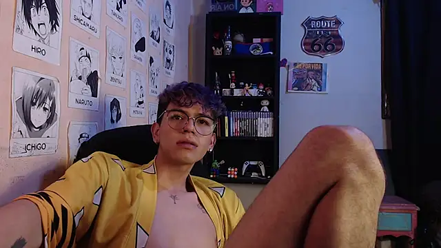 Snapshot of Mickey_Magic chatting on January 19, 2025, 9:33 am Mickey Magic online show from January 19, 2025, 9:33 am