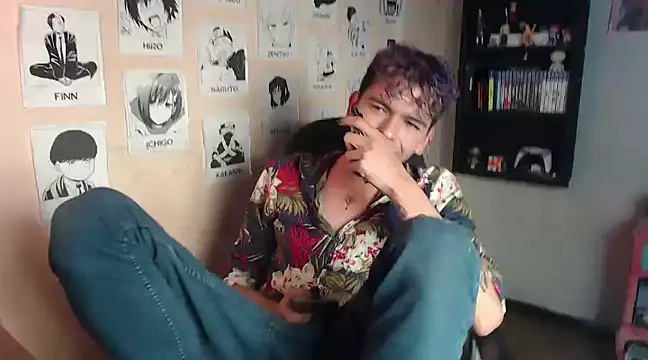 Snapshot of Mickey_Magic chatting on January 20, 2025, 8:19 am Mickey Magic online show from January 20, 2025, 8:19 am