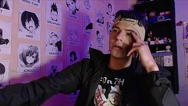 Snapshot of Mickey_Magic chatting on January 23, 2025, 9:18 am Mickey Magic online show from January 23, 2025, 9:18 am