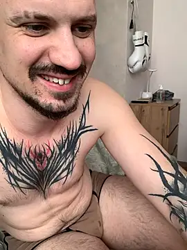 AssHunter4k online show from April 2, 2026, 7:06 am