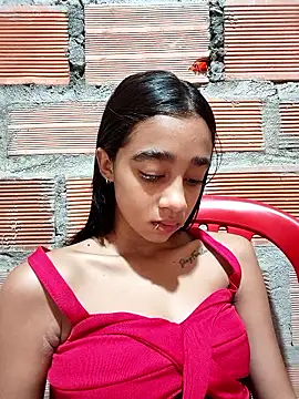 Zoe Sweett18 online show from November 13, 2025, 12:26 pm