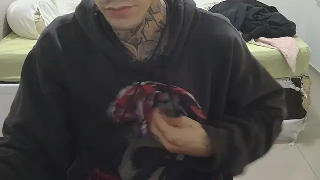 smokingink online show from May 18, 2026, 4:07 am