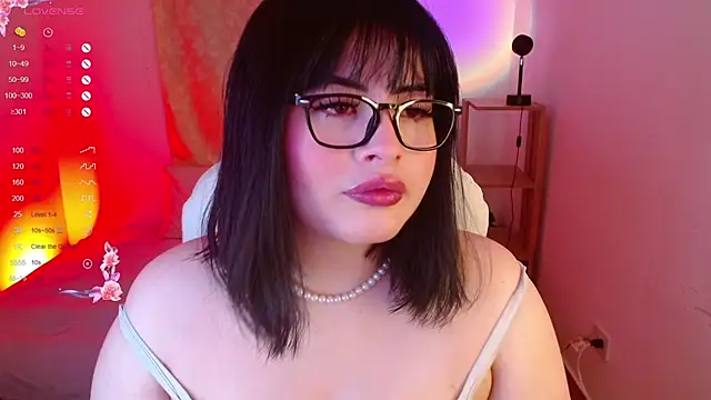 Snapshot of isabella1616 chatting on March 13, 2025, 5:00 am isabella1616 online show from March 13, 2025, 5:00 am