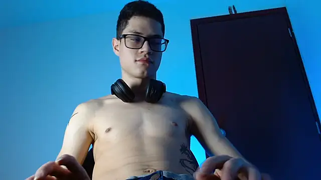 wolfandsky online show from February 9, 2026, 11:58 am